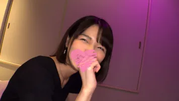 383NMCH-018 [Personal video] Sumire-chan, a short-haired friend Sumire Kuramoto