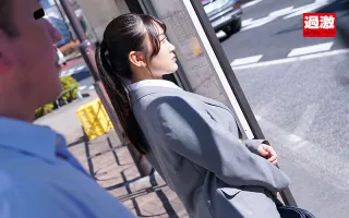 NHDTB-81001 On A Crowded Bus From Behind, A Busty Girl Who Rubs Her Breasts Through Her Uniform And Feels Squeaky And Kneads Her Waist ○ Raw 19 Estimated I Cup / Colossal Breasted Girl ○ Raw