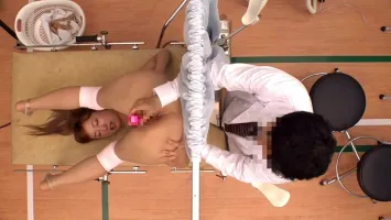 RCT-439 业务交付表！ 猥亵妇产科医生精液！  ！ 柔体艺术体操 Nuki Uchi 阴道健康检查