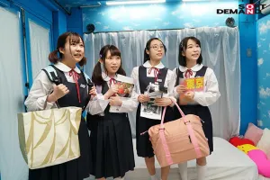SDMM-093 Волшебное зеркало - Студентка на школьной поездке, приехавшая в Токио из сельской местности. Специальная лекция по экстремальному здоровью и физическому воспитанию для несовершеннолетних, где их проникают в их тугие, чрезвычайно узкие киски!  Нек