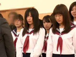 SDMT-107 School rules that are too embarrassing for teenage female high school students Rule 7: If you dont wear the white panties specified by the school, you must confiscate the panties and school skirts on the spot