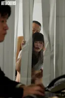 Китайские субтитры ADN-524 Поцелуи в секретной комнате, смешанные со слюной, в кабинете президента Киёка Ито