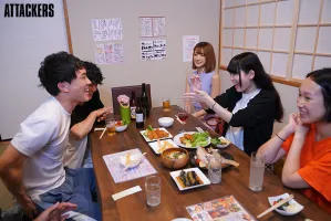 ADN-552 一对夫妇在一对夫妇被大学生戴上戴绿帽的妻子参加了妈妈朋友邀请的联合聚会。  Airi Kijima