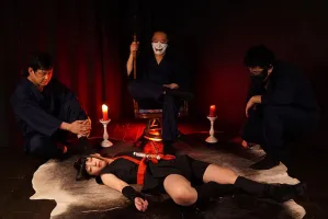 DBER-116 Жестокие и причудливые пытки - жестокая анальная казнь, которая заставляет Куноичи плакать, эпизод 2 Чино Хорай сходит с ума Рион Идзуми