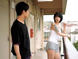 Chinese subtitles DVAJ-637 Three days of having sex with the single mother next door with a tattoo on her chest in a cheap apartment Yuki Hiiragi