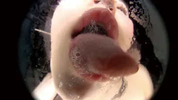 EVIS-402 Пытка соком слюны, насыщенный виртуальный поцелуй с языком