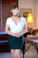 GOJU-201 50 Beautiful Witch Esthetician Wife Yumi 46 Years Old With Large Breasts H Cup