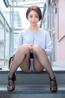GOJU-221 Beautiful Married Woman Late Afternoon Perverted Black Pantyhose Club Yukino