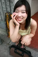 OSST-011 The Pure And Innocent Girl I Found In South Korea Is A Gemstone!  A natural beauty without plastic surgery!  Too ignorant of the world, low hurdles for sex!  ?