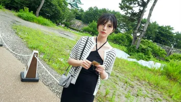 Диктор INSTV-540 Nagoya Beauty Future Wren!  Мэй, 25 лет, девушка из замка Оникава, которую я случайно встретил в замке Нагоя, она такая красивая!  Возьмите домашнее видео, секс с кримпаем в отеле