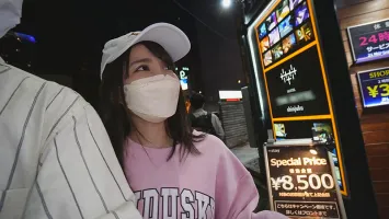 GKDT-002 1-дневное ограниченное свидание с М-парнем и свиданием с глотанием спермы на улице в Токио, Аой Куруруги
