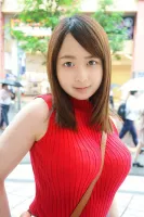 FONE-010 Когда я подобрал на улице девушку с большой грудью, которая привлекла мое внимание, она оказалась наивной девушкой из сладкого картофеля, приехавшей в Токио из сельского городка в Аките, чтобы поиграть.