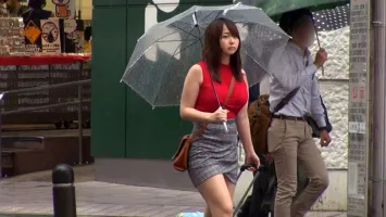 FONE-010 街で見かけたパイスラがひと際目立つムチムチ爆乳娘をナンパしたら秋田の田舎町から遊びに上京してきた世間知らずの芋っ娘でした。