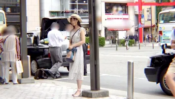 FONE-075 19:00 宵禁的女士在當地的鎌倉搖晃她那屈辱而嬌嫩的四肢，失去童貞 DEBUT Miyuki Chino 18 歲