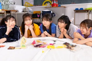 HUNTB-631 Fantasy harem orgy with female track and field club members during school camp!  Relieve stress with only one male member the incomparable Dekachi ○ Po!  Girls live ascetic lives