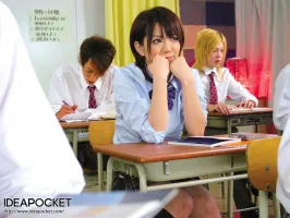 IPTD-529 Lets do it at school!  Mayu Nozomi