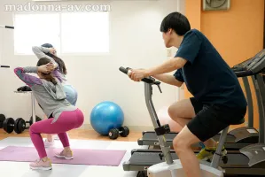 JUQ-385 Married personal trainer who seduces me with her beautiful butt and devilish smile Reverse NTR Yui Hatano