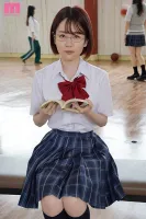 中文字幕MIDV-718 博基（Bocchi）在課堂上的清醒同學始終是一個受歡迎的神牛奶角色扮演者，他每月分發一次-Paco。Mizura Sakura