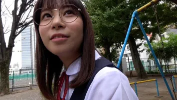 PKPD-186 Ayami Emoto Invited By Bristle Glasses Girls