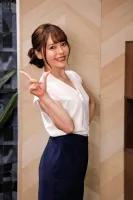 STARS-359 Early Summer Special!  Tobizio!  Special News Yuna Ogura announcer reads out the manuscript calmly even if she has convulsions, squirting, and incontinence all the time at work