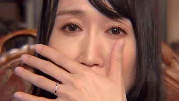 GOJU-225 做愛時快要流淚的感覺…在樓上哭泣的極品人妻 辰波平奈40歲AV出道紀錄片
