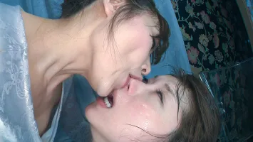EVIS-499 Spitting Facial Facial Licking Lesbian
