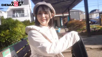 MOGI-134 第一次拍攝 Yaura擁有一位可愛牙齒的女大學生的愛好，這是一個舊的愛好。 nozomi tsumugi
