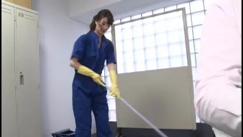 MGMP-044 Slut Cleaning Staffs Rubber Glove Handjob Masochistic Ejaculation WASH!  2